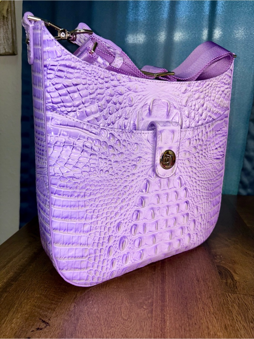 Brahmin EUC Leia - Gentle Lavender - Pastel- Back Eye - Pearl Shimmer - Like New - Picture 11 of 16
